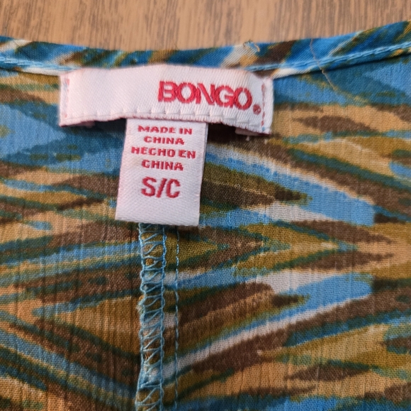 Pretty, flowy, short sleeve turqoise blouse with semi sheer back. Size small. - Picture 3 of 7